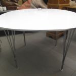 631 8395 DINING TABLE